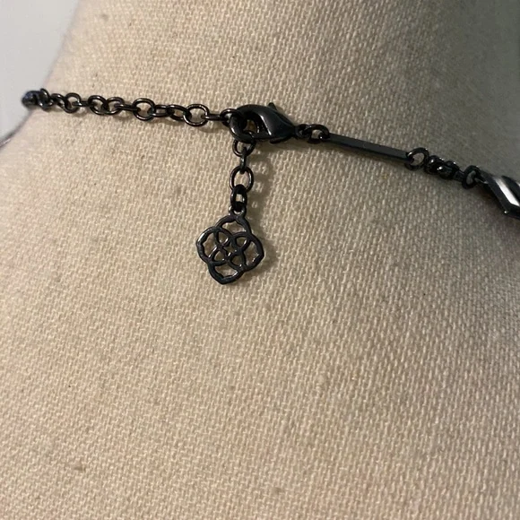 Kendra Scott Kaplan statement necklace - Picture 5 of 8